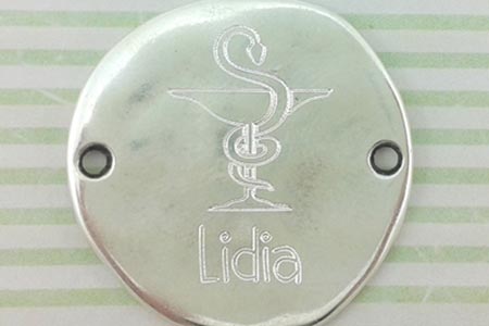 anagrama-farmacia-grabado-joyeria