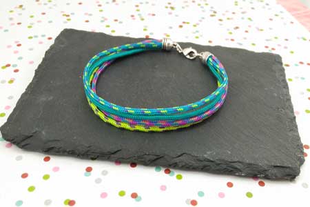 tobillera-cordon-de-paracord--la-fermina-abalorios-zamak-plata-bisuteria