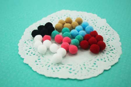 pompon-sintetico-la-fermina-abalorios-plata-zamak-bisuteria
