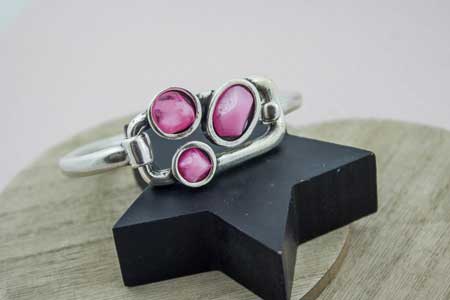 pulsera-muelle-inspiracion-rosa-cancer-de-mama-la-fermina-abalorios-zamak-plata-bisuteria