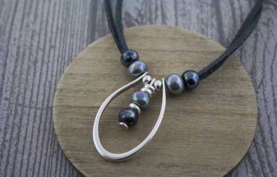 Collar ovalado abierto