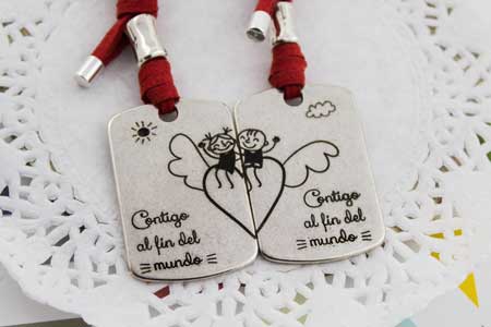 contigo-al-fin-del-mundo-llavero-dúo-parejas-san-valentin-la-fermina-abalorios-zamak-plata-bisuteria