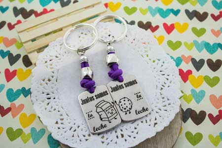 juntos-somos-la-leche-llavero-dúo-parejas-san-valentin-la-fermina-abalorios-zamak-plata-bisuteria-2