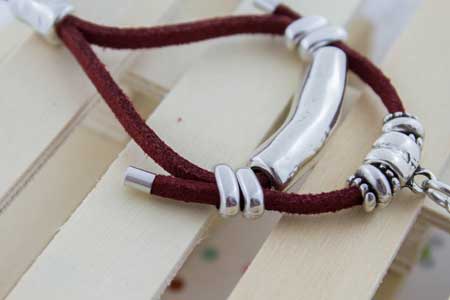 collar-etnico-antelina-charm-gota-doble-luna-la-fermina-abalorios-zamak-plata-bisuteria-estructura