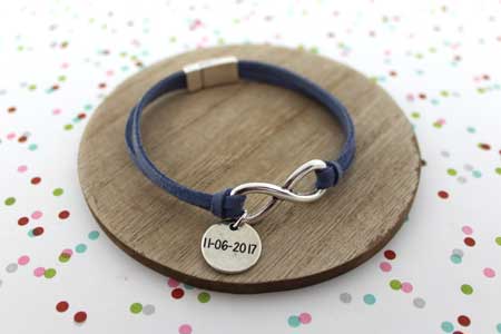 pulsera-infinito-fecha-la-fermina-abalorios-plata-zamak-bisuteria-colores-de-verano