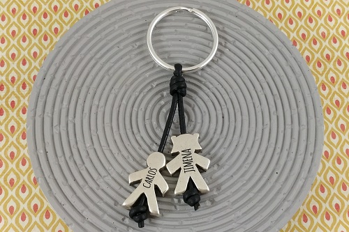 Llavero con Pasadores Niño y Niña Personalizables con Nuestro Servicio de Grabado