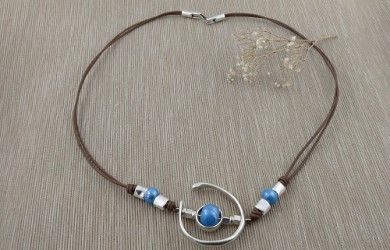 Vídeo Tutorial: Collar con Colgante Aro Abierto Grande