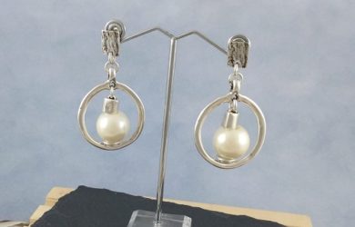 Vídeo Tutorial: Pendientes  con Perla