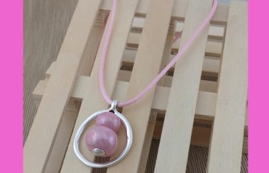 Vuelven los '90: ¡Vuelven los collares con color!